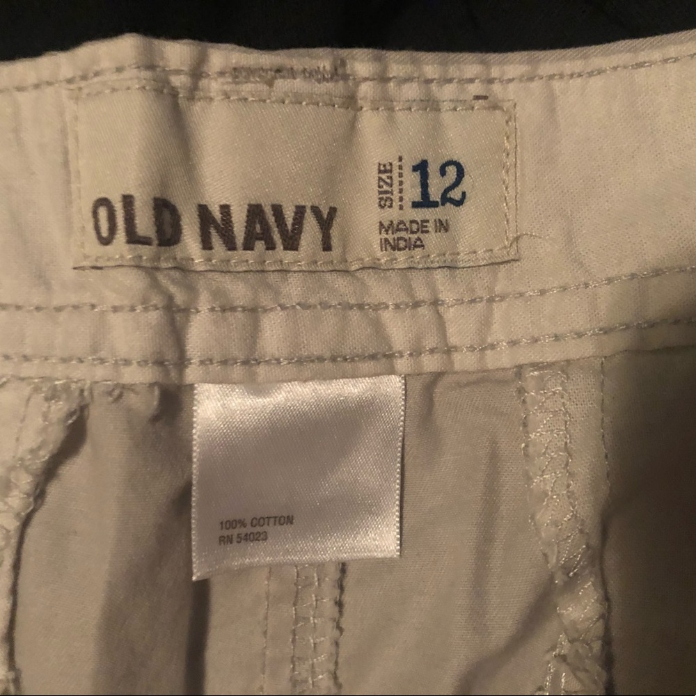 Old Navy khaki shorts Size 12 - Picture 2 of 7